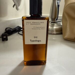 Typology D12 7-Ingredient Cleansing Oil – Amber